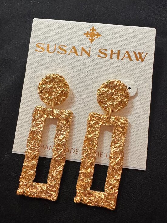 Susan Shaw Jewelry - Handcast! Susan Shaw Belle Radiant Gold Dangle Earrings